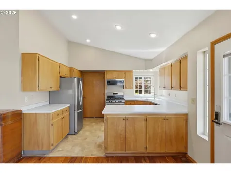 834 Cessna Street Independence OR 97351