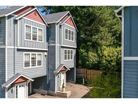 3342 SW Multnomah Boulevard Portland OR 97219
