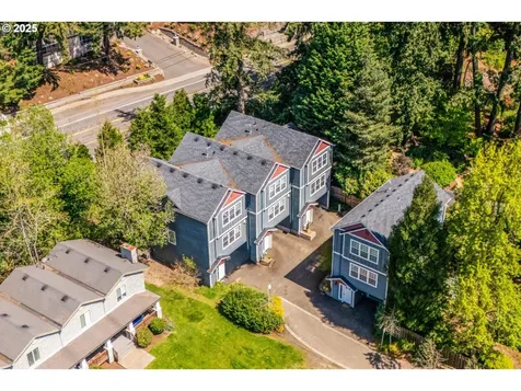 3342 SW Multnomah Boulevard Portland OR 97219