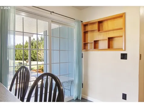 38225 Mount Hope Drive Lebanon OR 97355
