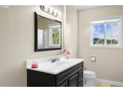 38225 Mount Hope Drive Lebanon OR 97355