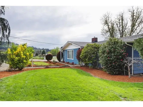 38225 Mount Hope Drive Lebanon OR 97355