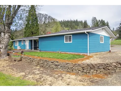 38225 Mount Hope Drive Lebanon OR 97355