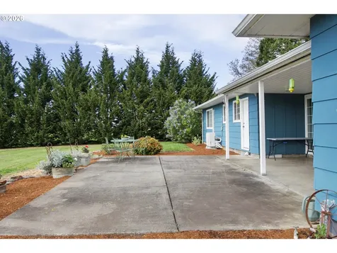 38225 Mount Hope Drive Lebanon OR 97355