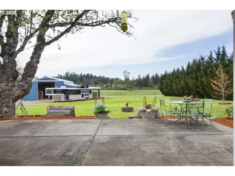 38225 Mount Hope Drive Lebanon OR 97355