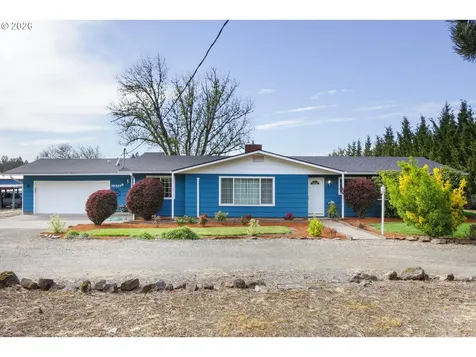 38225 Mount Hope Drive Lebanon OR 97355