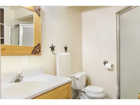 38225 Mount Hope Drive Lebanon OR 97355