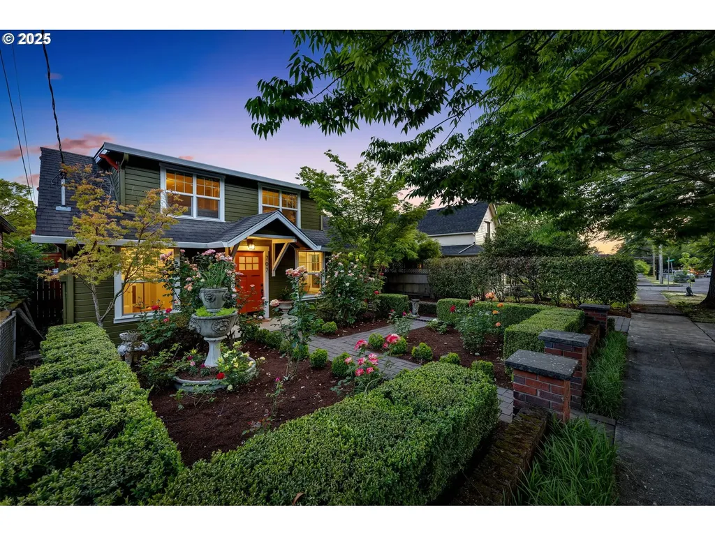 707 E 28th Street Vancouver WA 98663