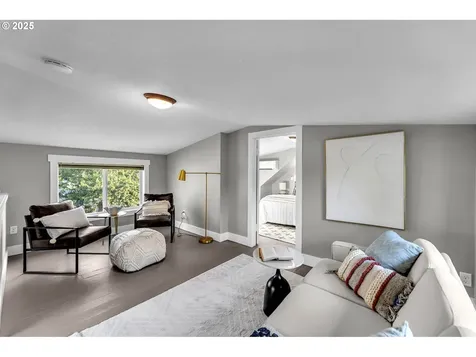 707 E 28th Street Vancouver WA 98663