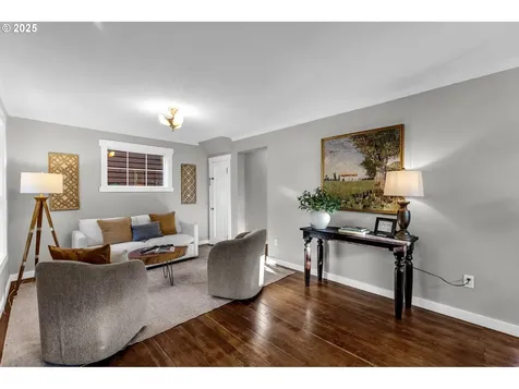 707 E 28th Street Vancouver WA 98663