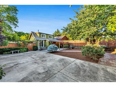 707 E 28th Street Vancouver WA 98663