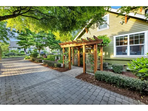 707 E 28th Street Vancouver WA 98663
