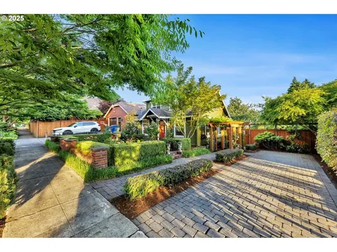 707 E 28th Street Vancouver WA 98663