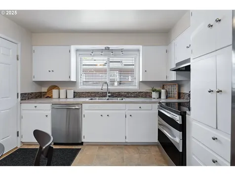 6405 SE Knight Street Portland OR 97206