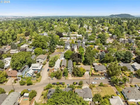 4113 SE Rural Street Portland OR 97202