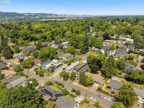 4113 SE Rural Street Portland OR 97202