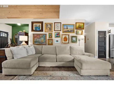1842 Rose Hedge Court Vernonia OR 97064