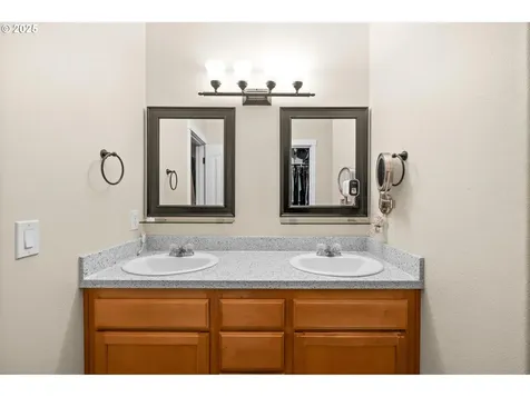 1842 Rose Hedge Court Vernonia OR 97064