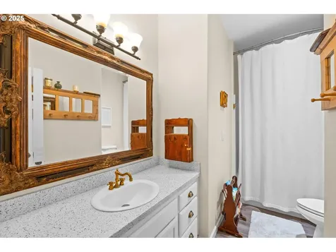 1842 Rose Hedge Court Vernonia OR 97064