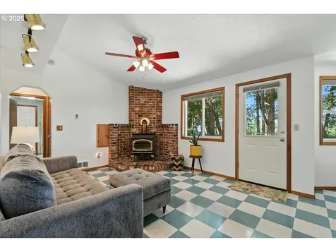 14900 NE 399th Street Amboy WA 98601