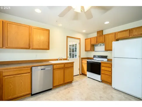 1411 NE Logan Street Mcminnville OR 97128