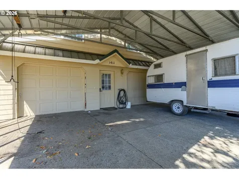 1411 NE Logan Street Mcminnville OR 97128