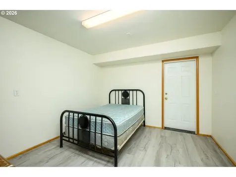 1411 NE Logan Street Mcminnville OR 97128