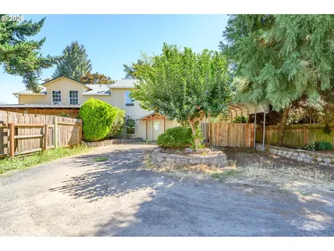 1411 NE Logan Street Mcminnville OR 97128