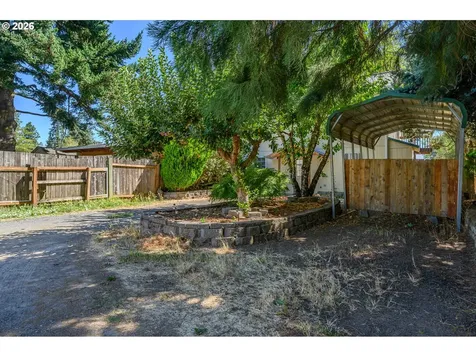 1411 NE Logan Street Mcminnville OR 97128