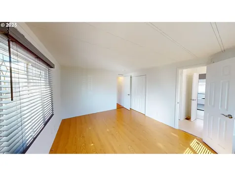 15889 Sunset Strip Brookings OR 97415