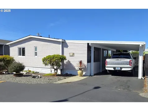 15889 Sunset Strip Brookings OR 97415