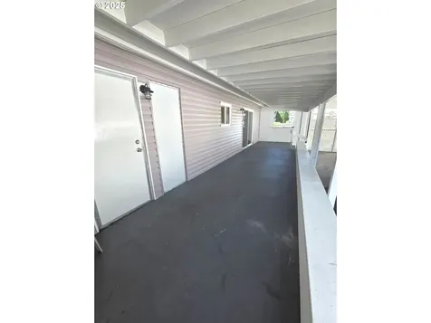 15889 Sunset Strip Brookings OR 97415