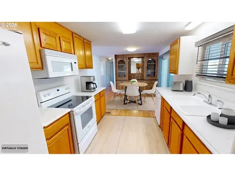 15889 Sunset Strip Brookings OR 97415