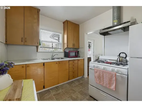 1810 N Mcclellan Street Portland OR 97217