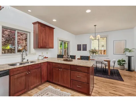 7027 SE Boise Street Portland OR 97206