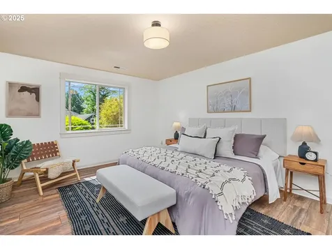 7027 SE Boise Street Portland OR 97206