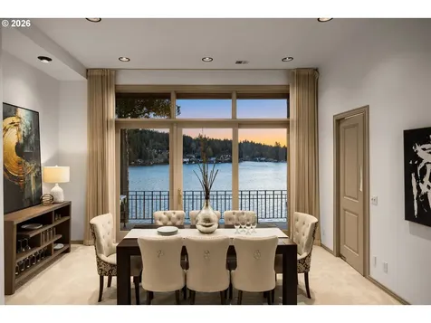 3012 Lakeview Boulevard Lake Oswego OR 97035