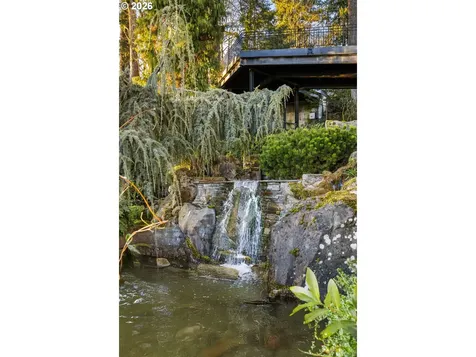 3012 Lakeview Boulevard Lake Oswego OR 97035