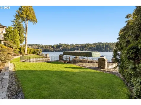 3012 Lakeview Boulevard Lake Oswego OR 97035
