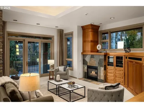 3012 Lakeview Boulevard Lake Oswego OR 97035