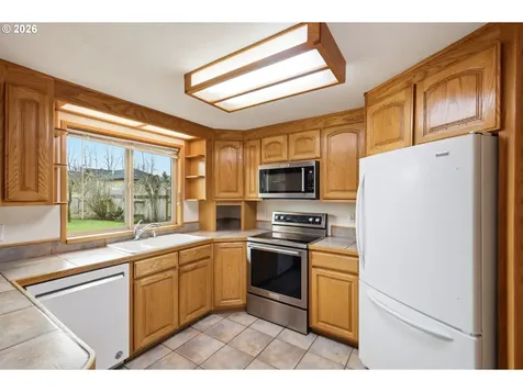 2778 20th Street Springfield OR 97477