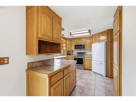 2778 20th Street Springfield OR 97477
