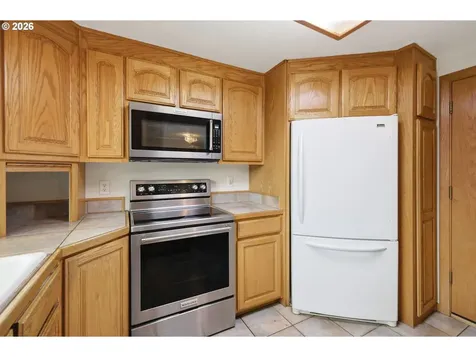 2778 20th Street Springfield OR 97477