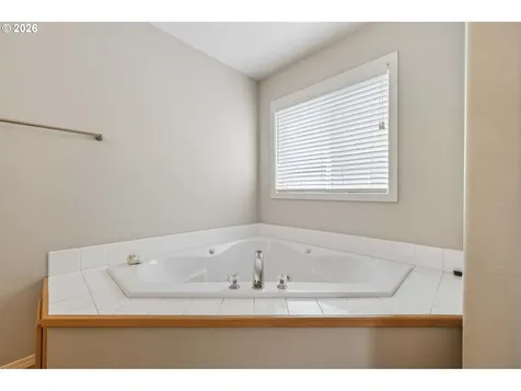 3521 S 2nd Way Ridgefield WA 98642