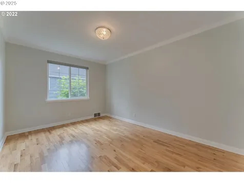 3921 SE Boise Street Portland OR 97202