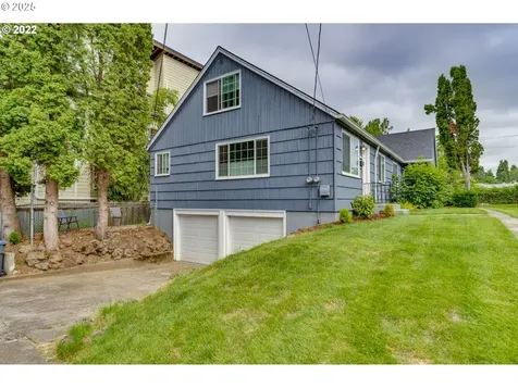3921 SE Boise Street Portland OR 97202
