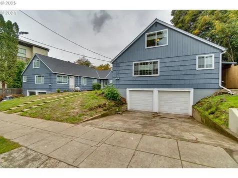3921 SE Boise Street Portland OR 97202
