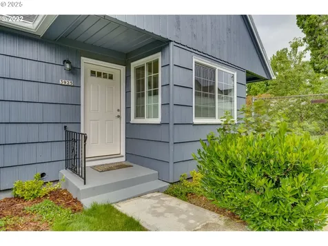 3921 SE Boise Street Portland OR 97202