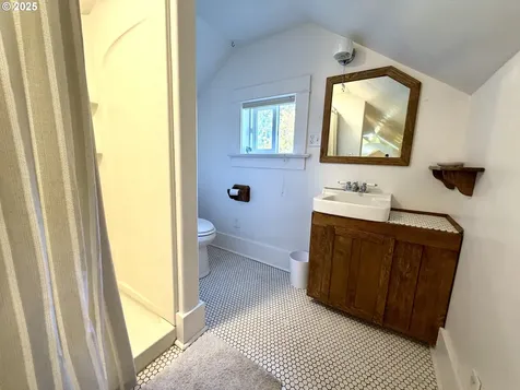 1702 Cedar Street La Grande OR 97850