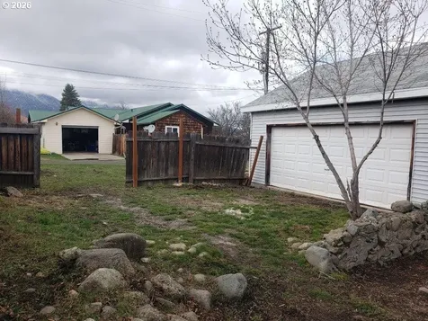 907 S College Street Joseph OR 97846